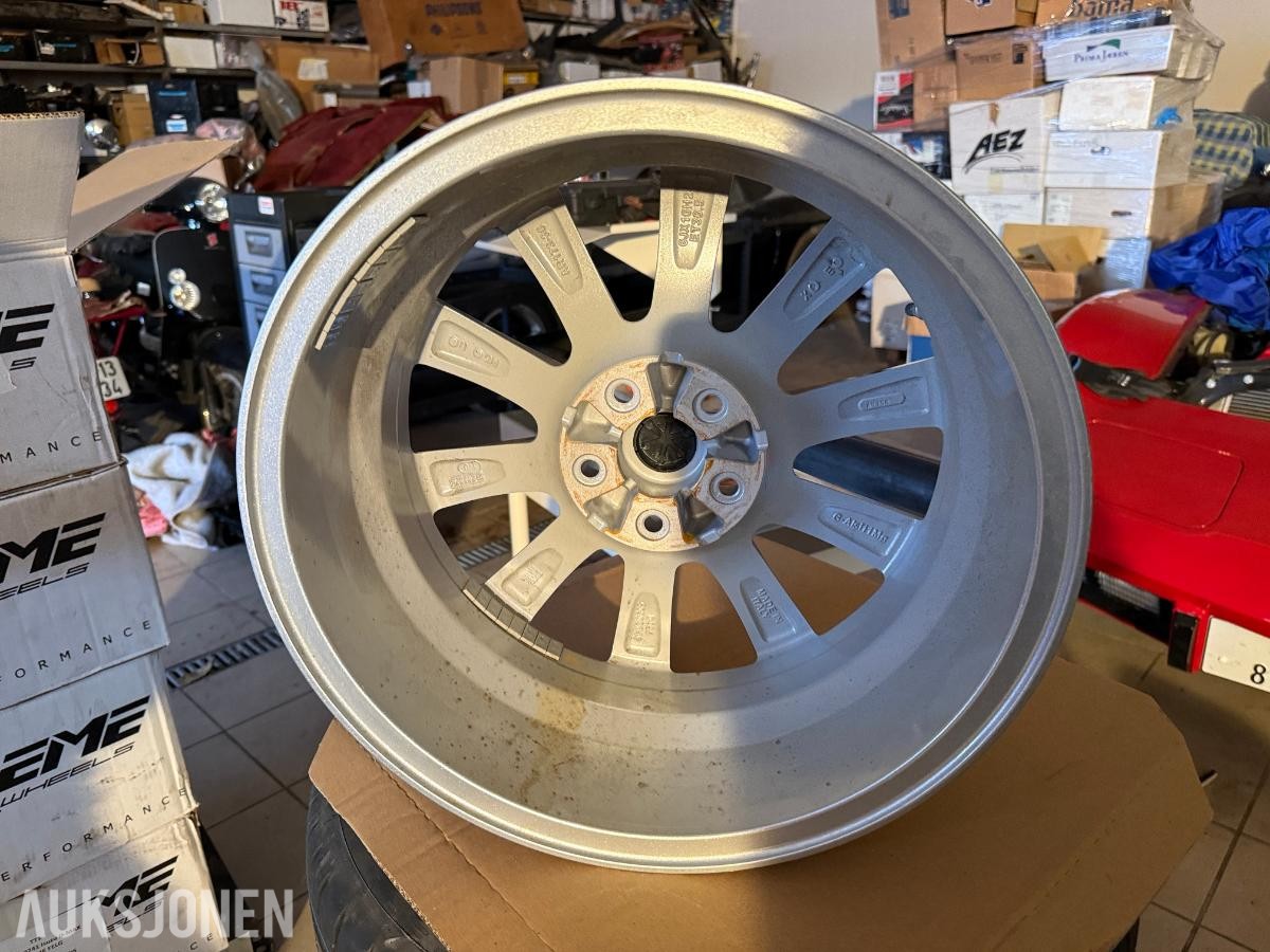 Original Fiat aluminiumsfelg 16” med TPMS ventil