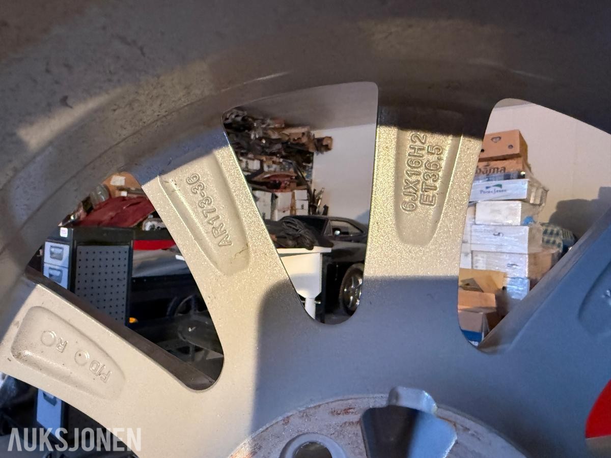 Original Fiat aluminiumsfelg 16” med TPMS ventil