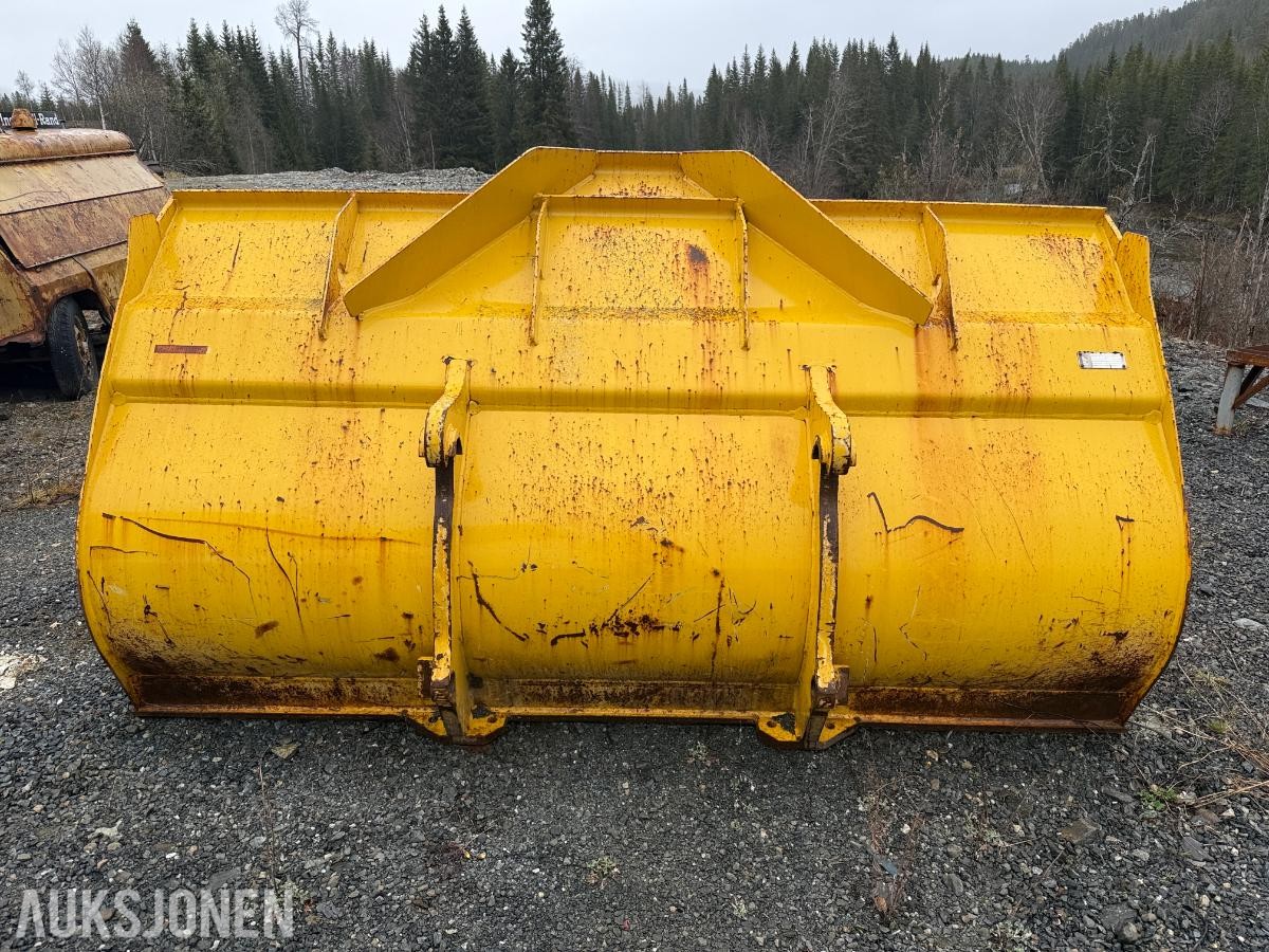 Komatsu WA380-7 skuffe 3,5 m³ m/ Volvo BM feste