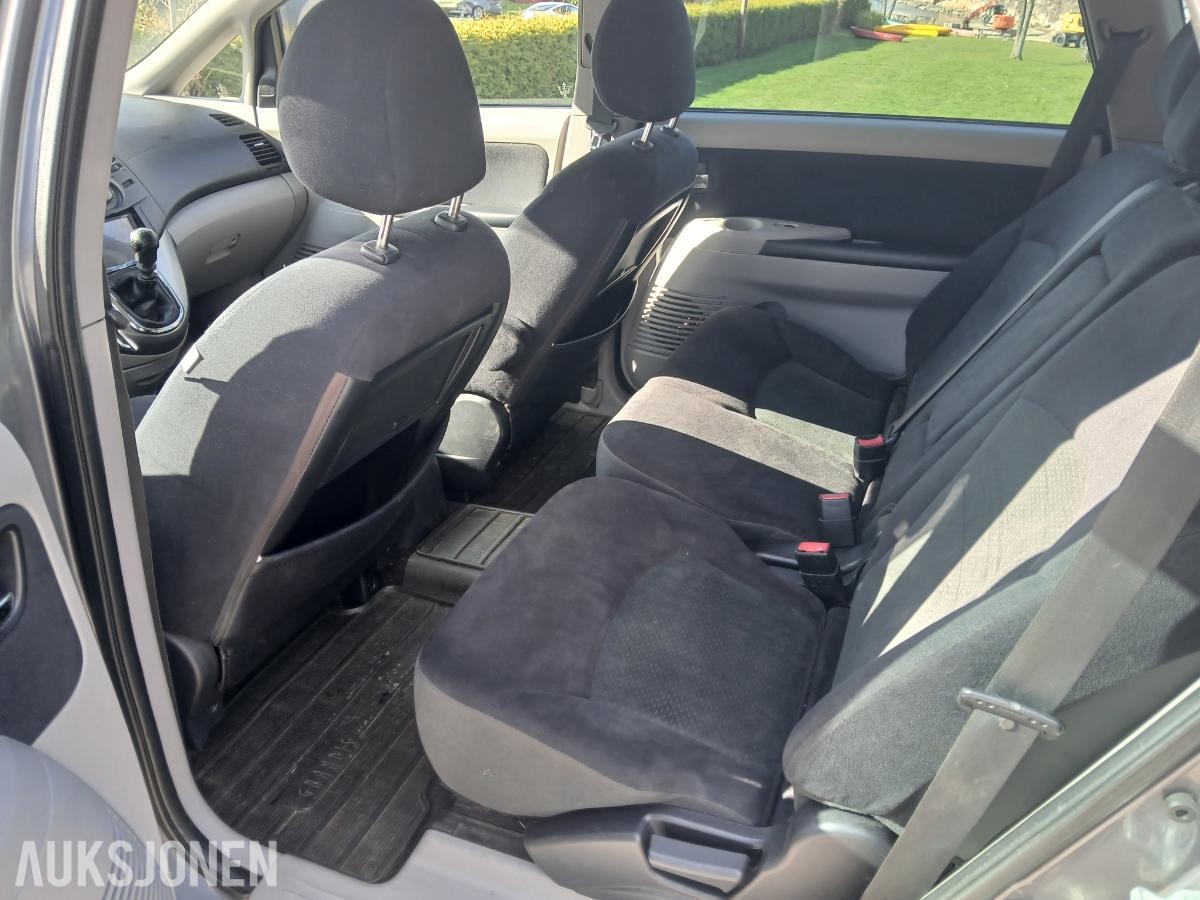 2008 Mitsubishi Grandis 2.0 140hk 7 seter