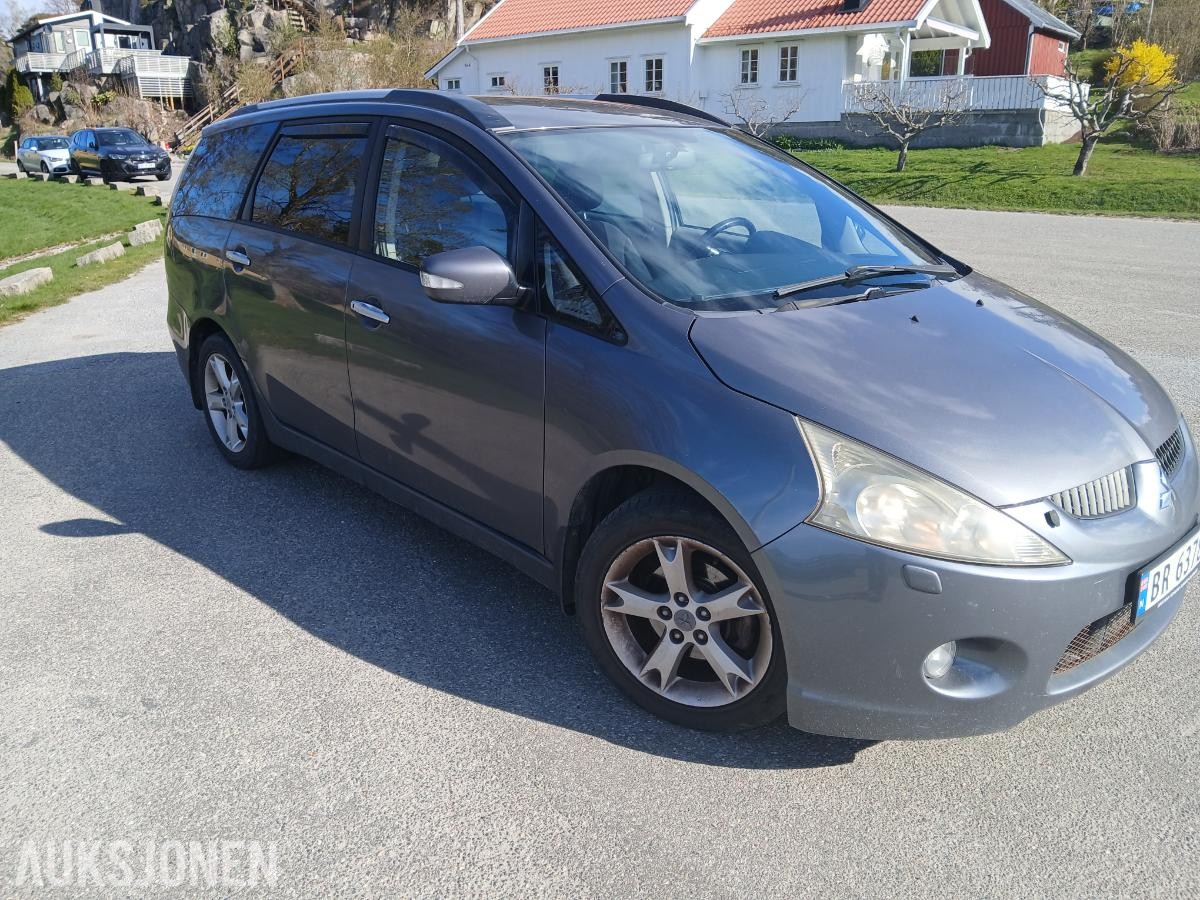 2008 Mitsubishi Grandis 2.0 140hk 7 seter