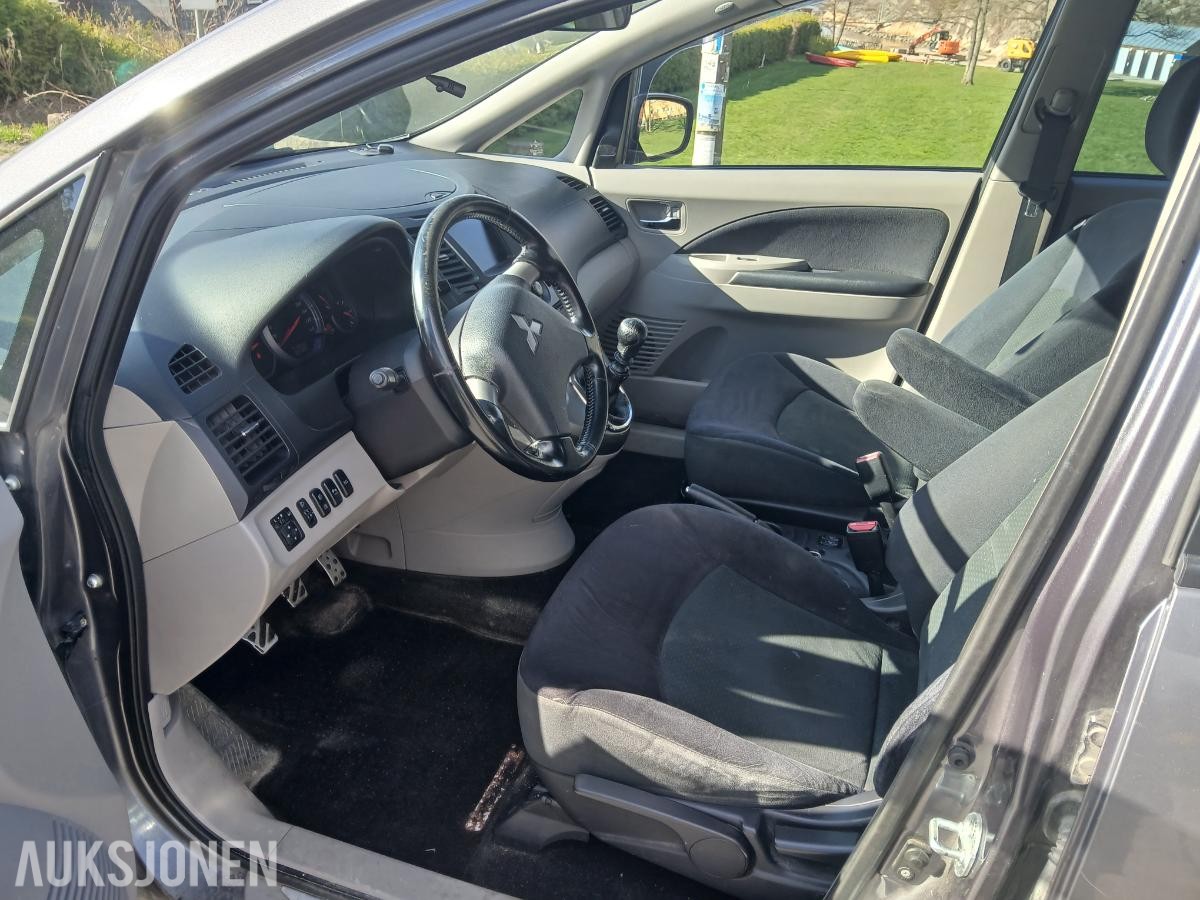 2008 Mitsubishi Grandis 2.0 140hk 7 seter