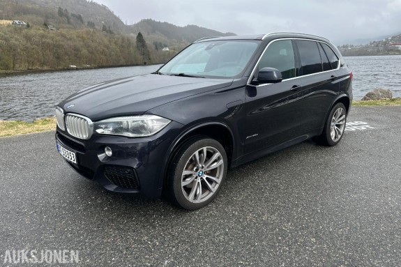 2016 BMW X5 xDrive40e 2.0 245hk Head-Up Display Adaptiv cruise control Hengerfeste