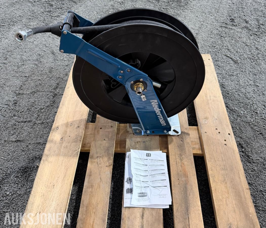 2015 NEDERMAN Slangetrommel for olje