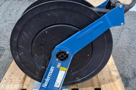 2015 NEDERMAN Slangetrommel for olje