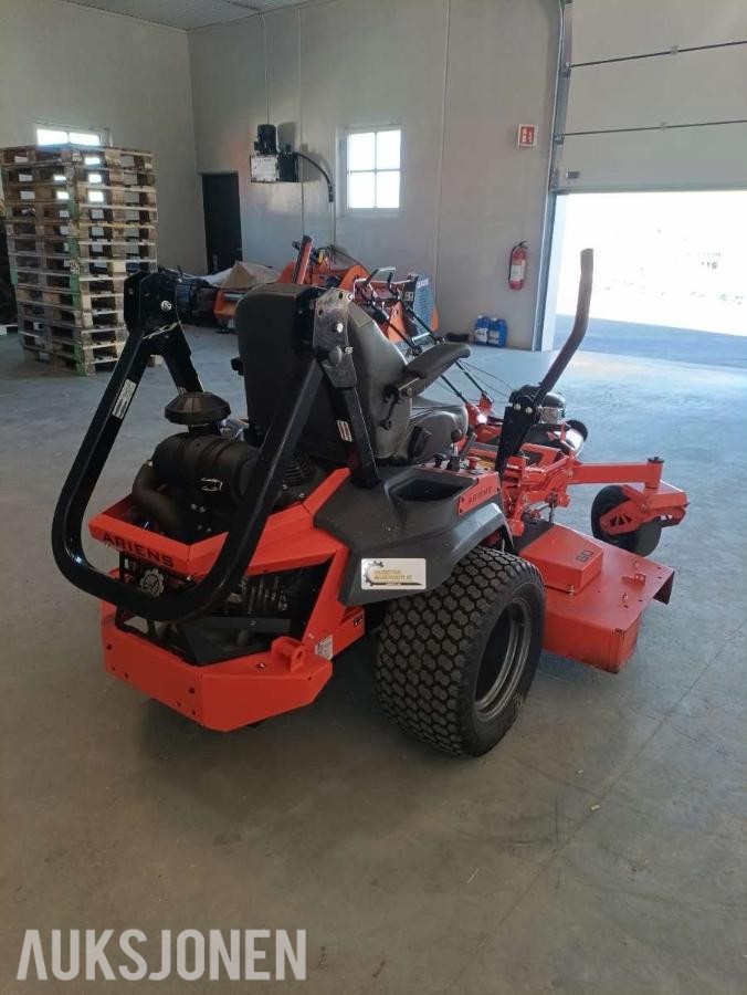2024 Ariens Zenith 60 sitteklipper