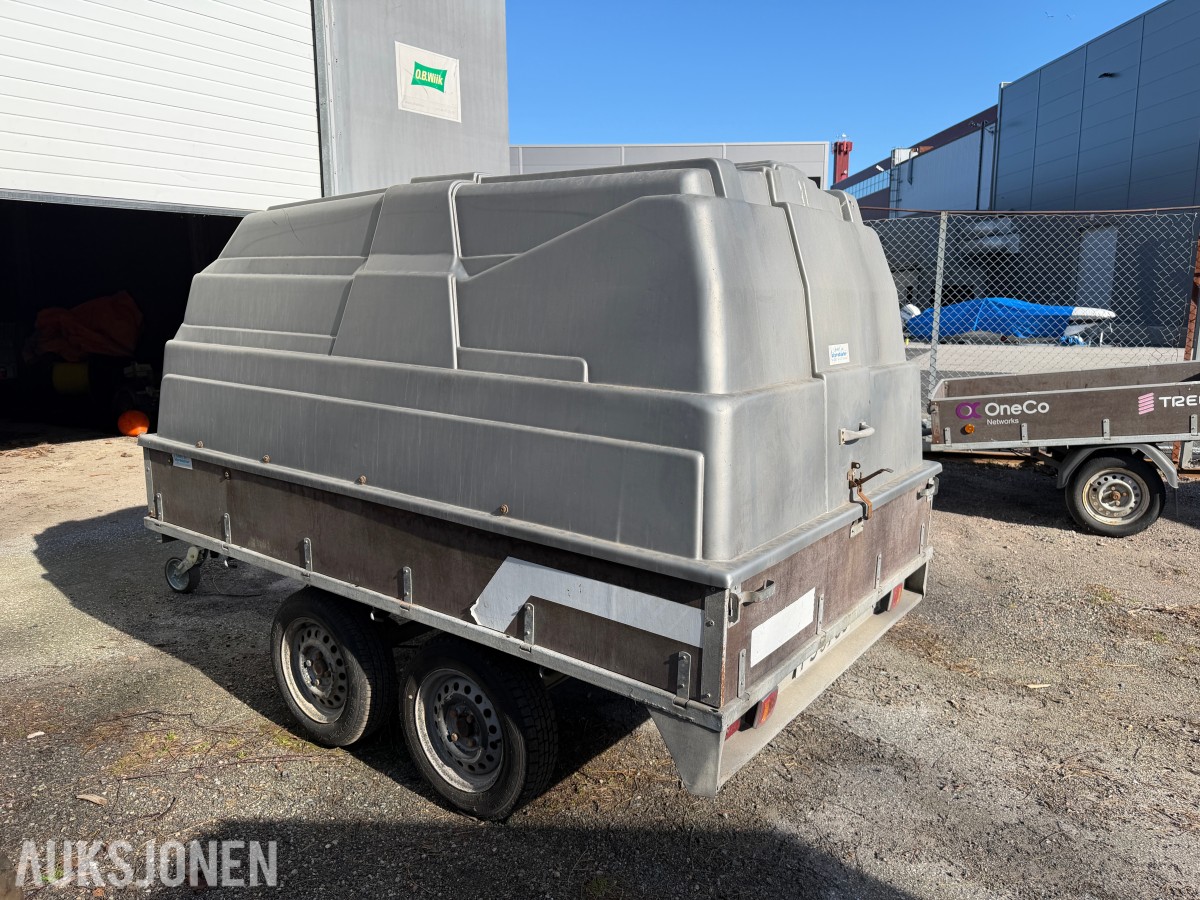 2000 TREDAL T-12BBK VAREHENGER M/ LOKK – BOGGI – -920KG NYTTELAST 