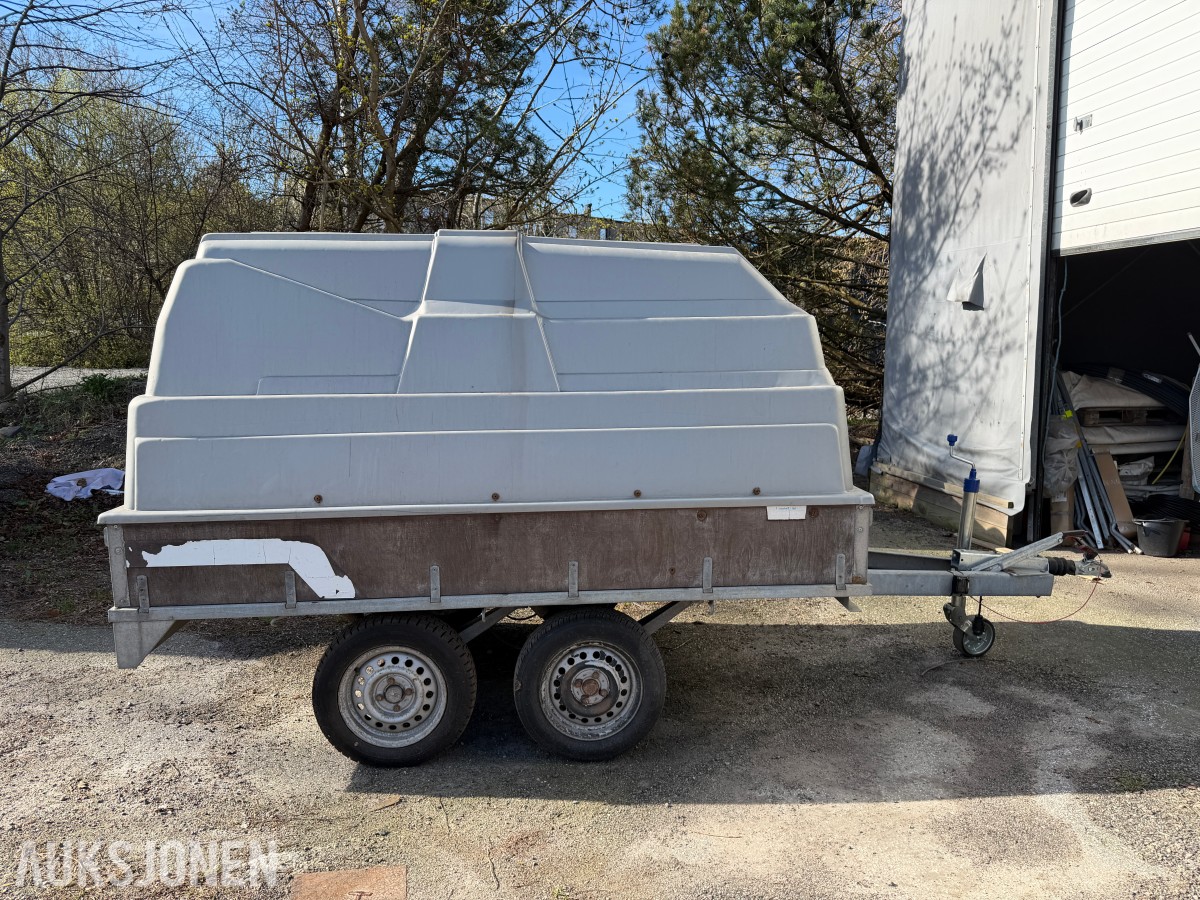 2000 TREDAL T-12BBK VAREHENGER M/ LOKK – BOGGI – -920KG NYTTELAST 