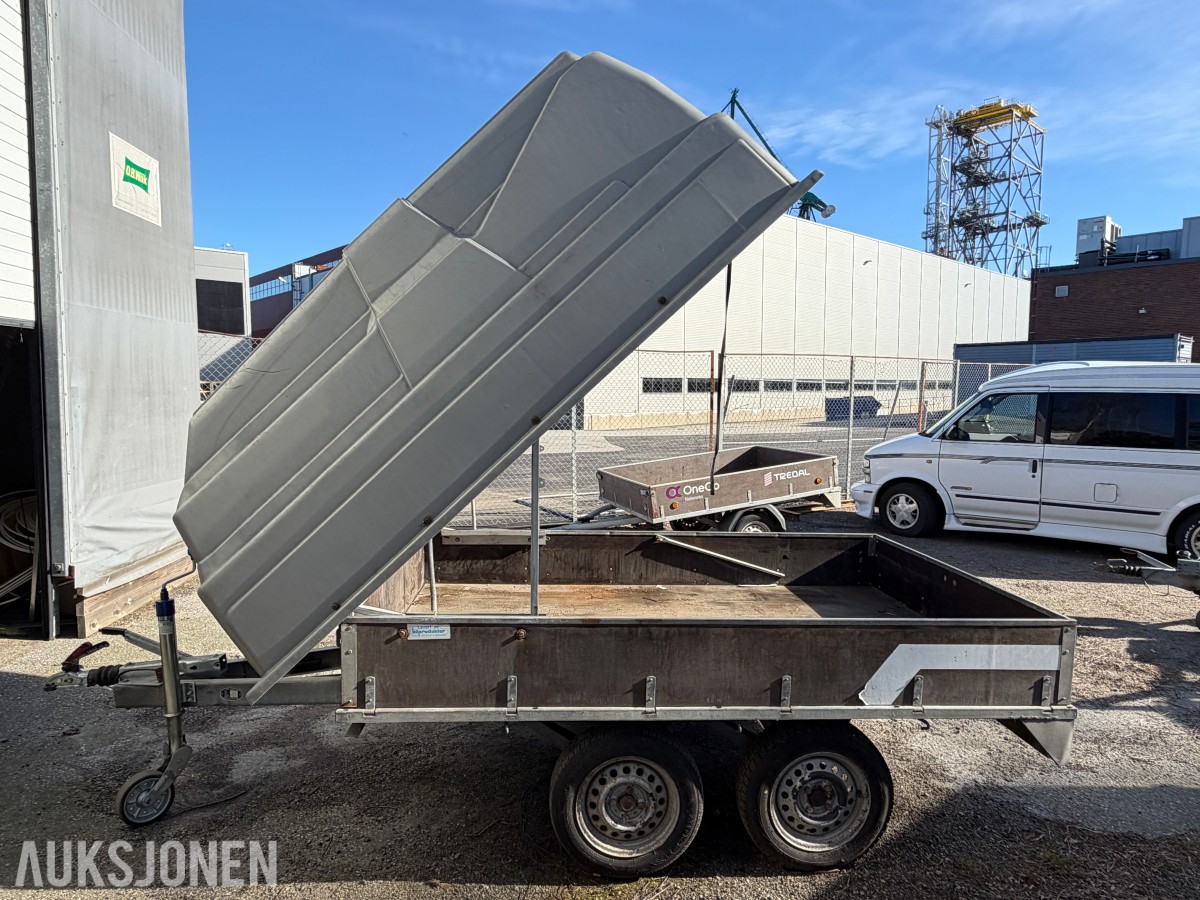 2000 TREDAL T-12BBK VAREHENGER M/ LOKK – BOGGI – -920KG NYTTELAST 