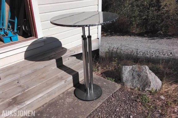 Café bord - ingen minstepris