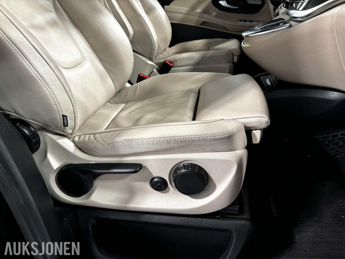 2022 MERCEDES-BENZ EQV 300 AIRMATIC 8 SETER, 141261KM