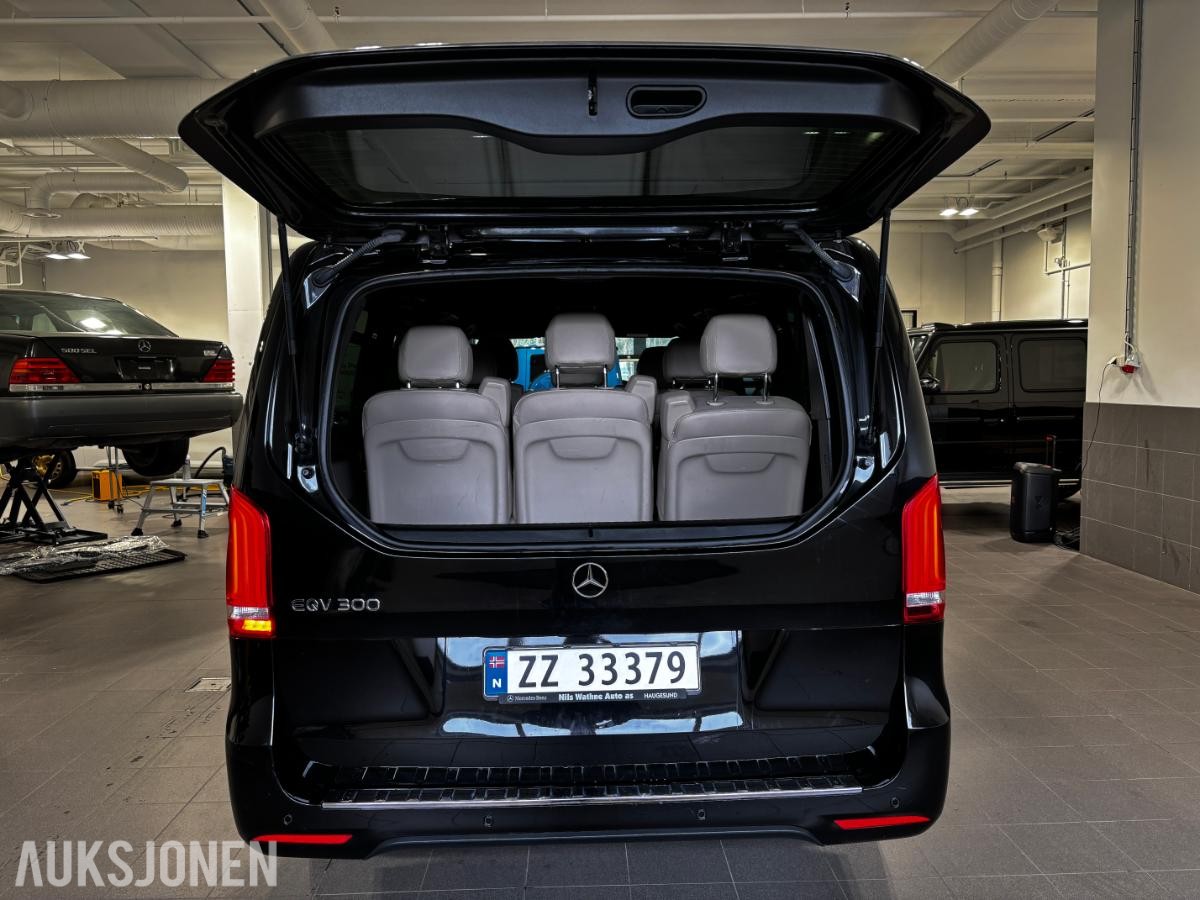 2022 MERCEDES-BENZ EQV 300 AIRMATIC 8 SETER, 141261KM