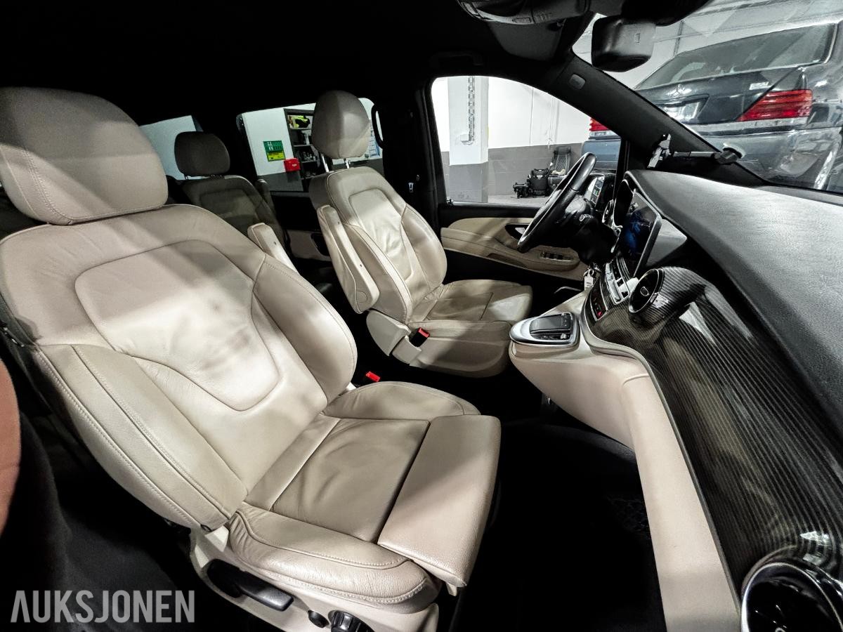 2022 MERCEDES-BENZ EQV 300 AIRMATIC 8 SETER, 141261KM