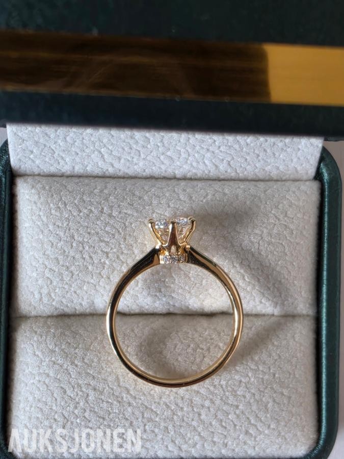 1.41CT DIAMANT RING I GULT 18K GULL.