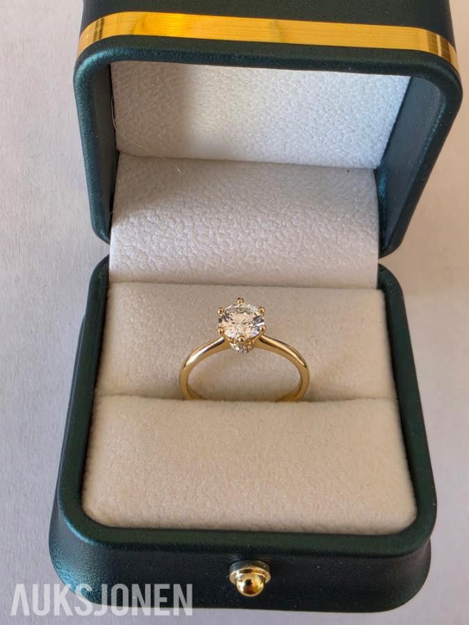 1.41CT DIAMANT RING I GULT 18K GULL.