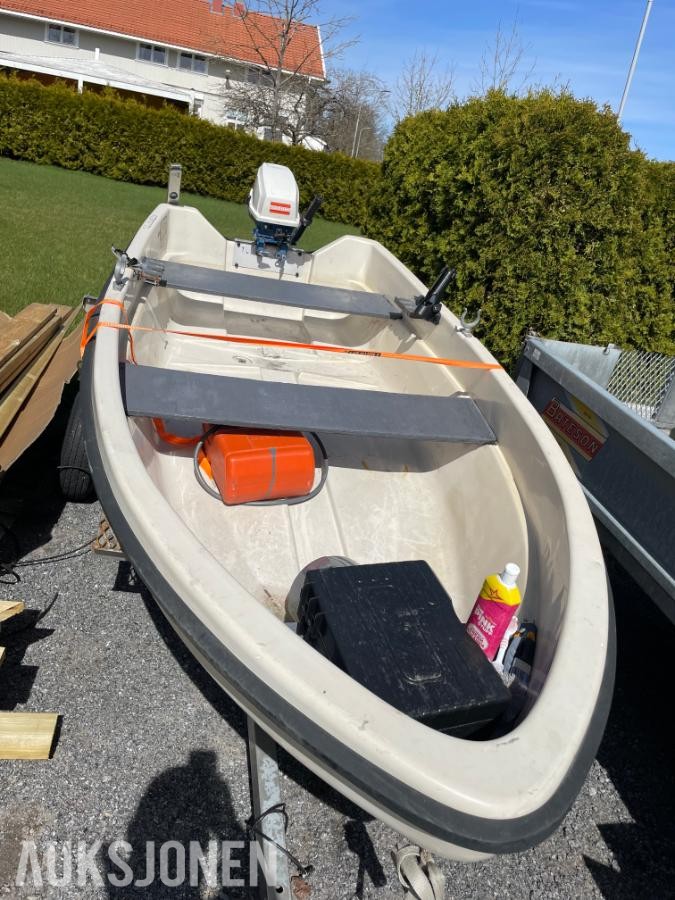 1990 Terhi Sunny båt med  5hk suzuki