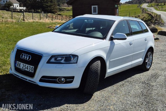 2011 Audi A3 1.6 tdi 105hk cruisekontroll s+v dekk eu ok til 10.2026