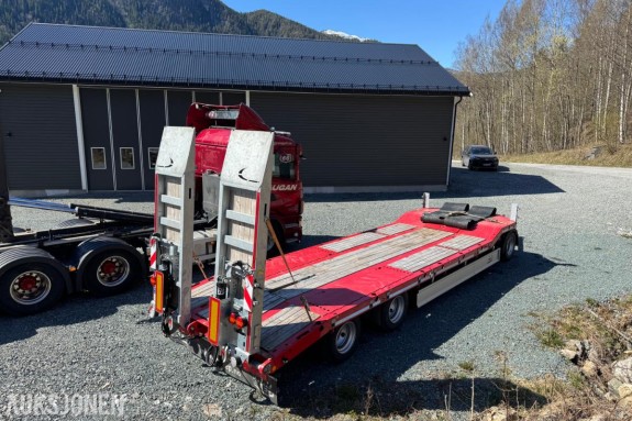 2025 Nor Slep Fliegl 28m 3-akslet med 3 meter bredding Godt alternativ til helt ny -  NY EU -