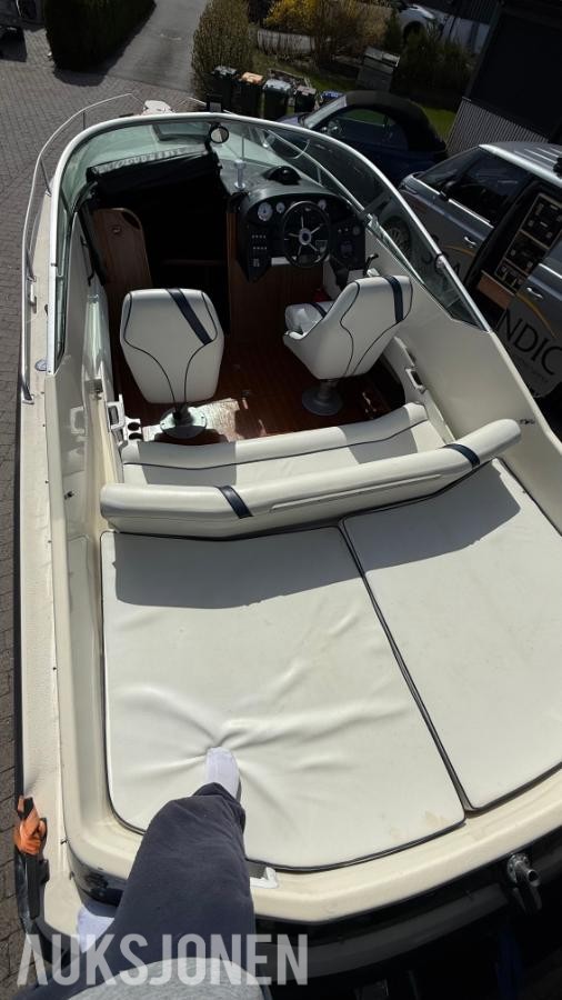 1989 Scand Dynamic 7100 med Volvo Penta AQ271 og båthenger