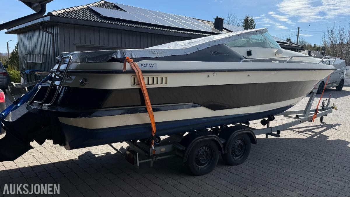 1989 Scand Dynamic 7100 med Volvo Penta AQ271 og båthenger