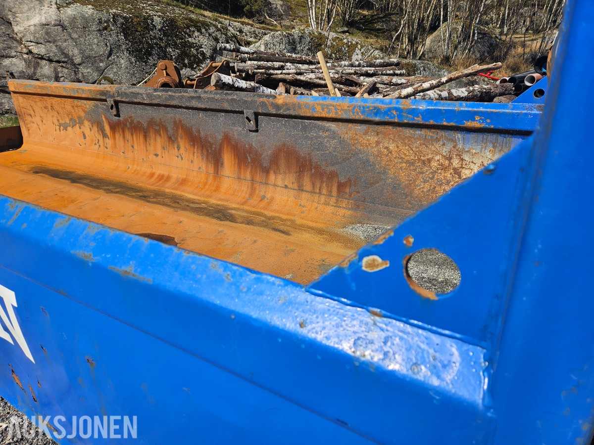 Krokcontainer / Lasteflak - Gruskasse - Ca. 6 mx240x100 cm