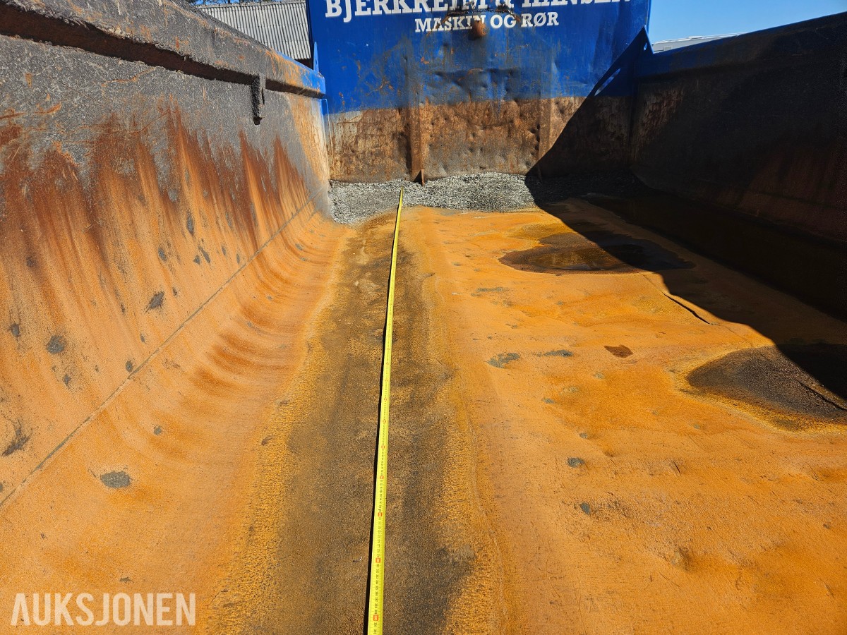 Krokcontainer / Lasteflak - Gruskasse - Ca. 6 mx240x100 cm