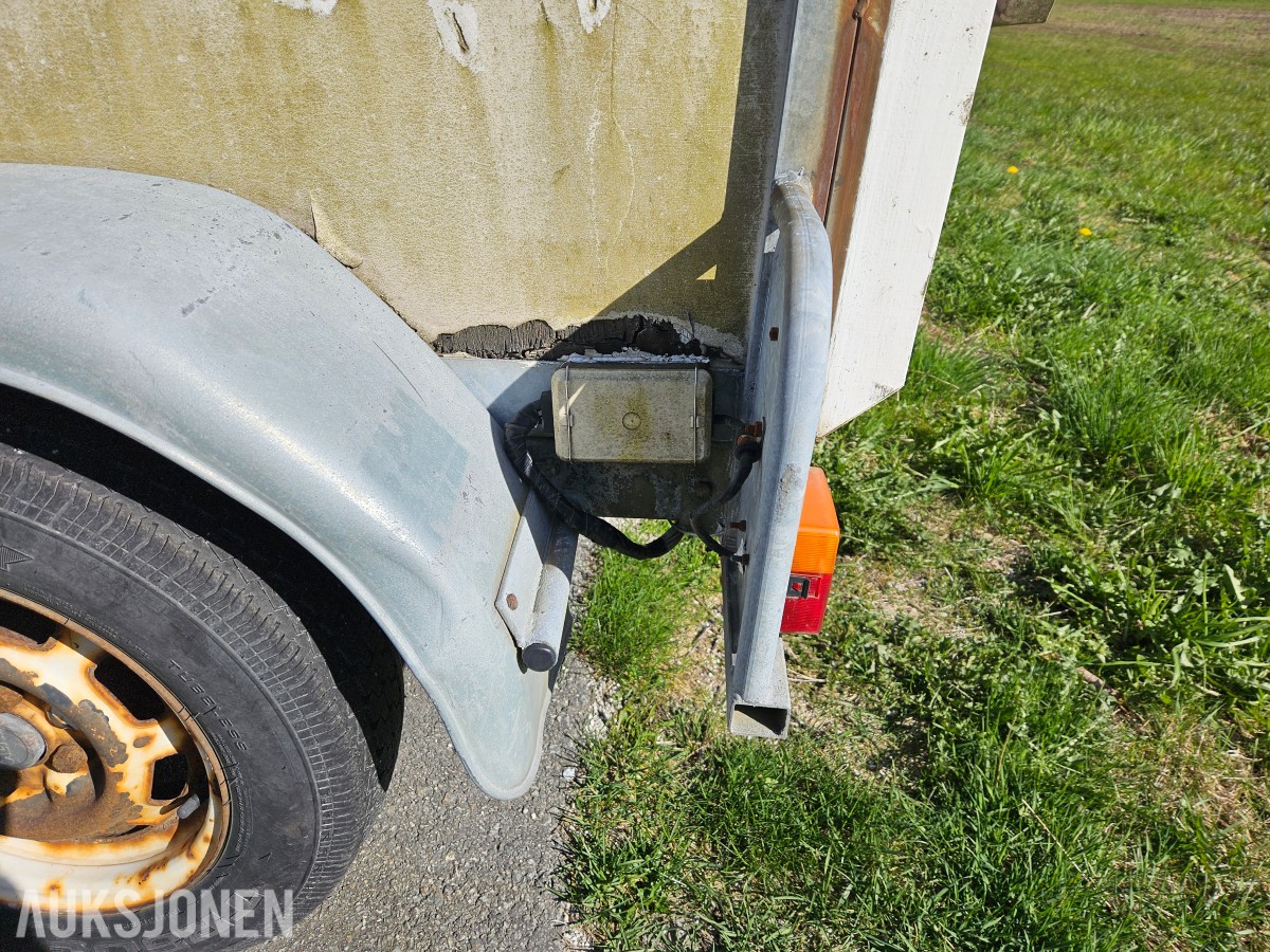 2000 Bk-hengeren hestehenger/dyrehenger - Totalvekt 2075 kg