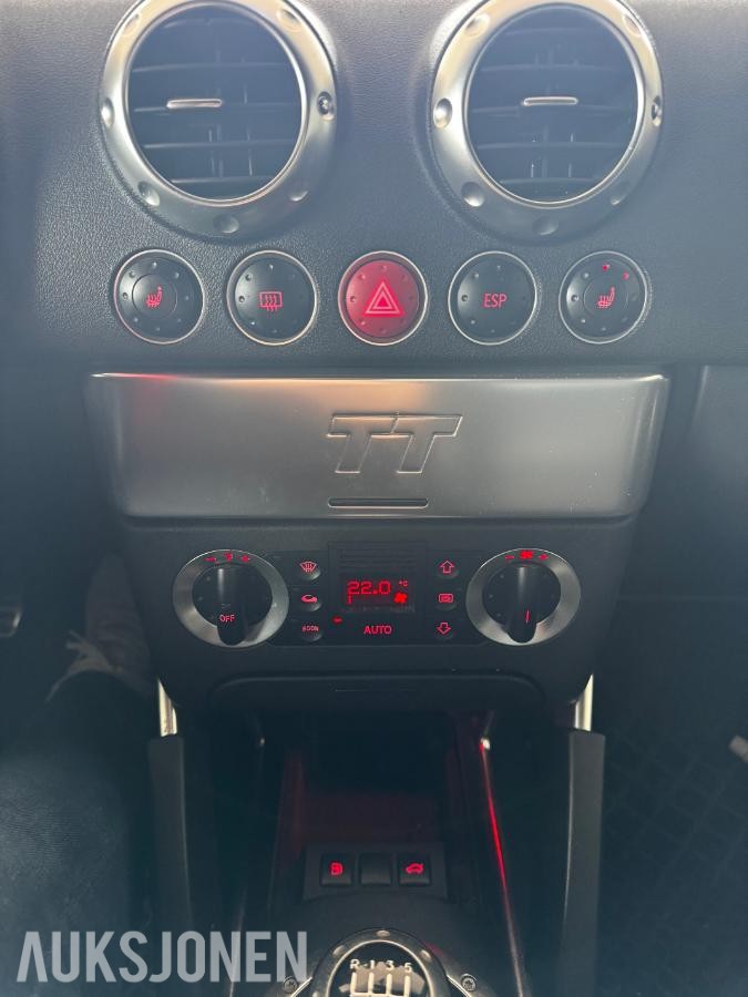 2002 Audi TT 1.8 QUATTRO, 115100km, Skinninteriør