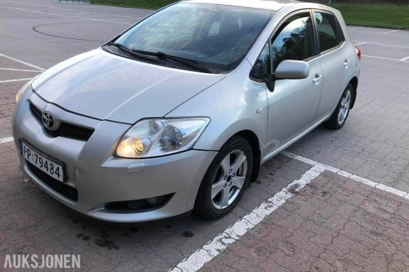 2008 Toyota Auris 1.4 90hk   manuell diesel  eu ok 
