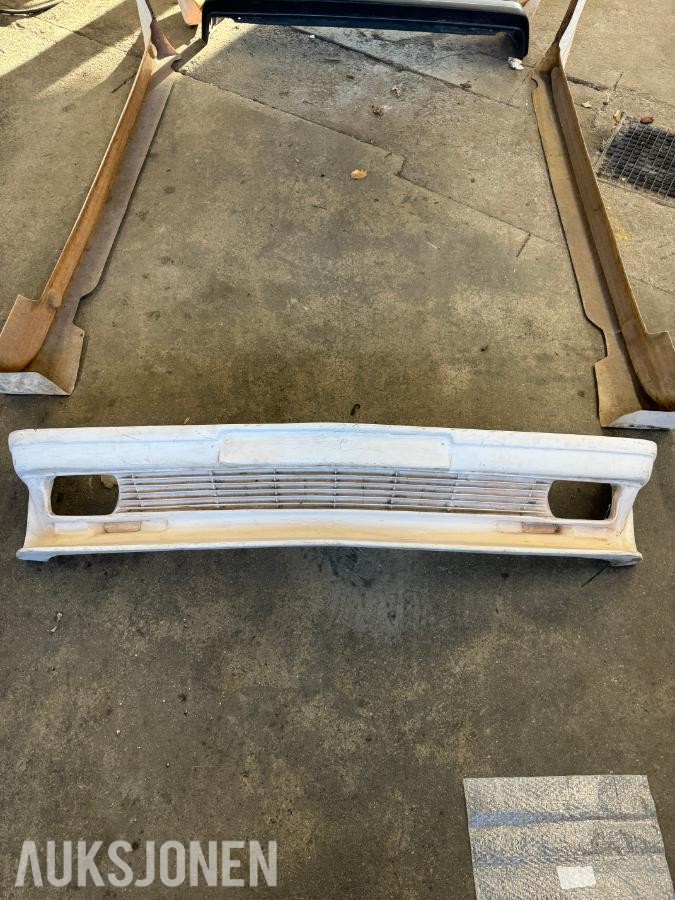1985 Mercedes-Benz 190E 2.0 automat s+v dekk eu ok til 02.2027