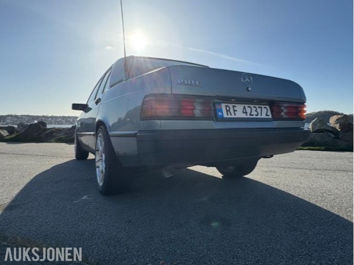 1985 Mercedes-Benz 190E 2.0 automat s+v dekk eu ok til 02.2027