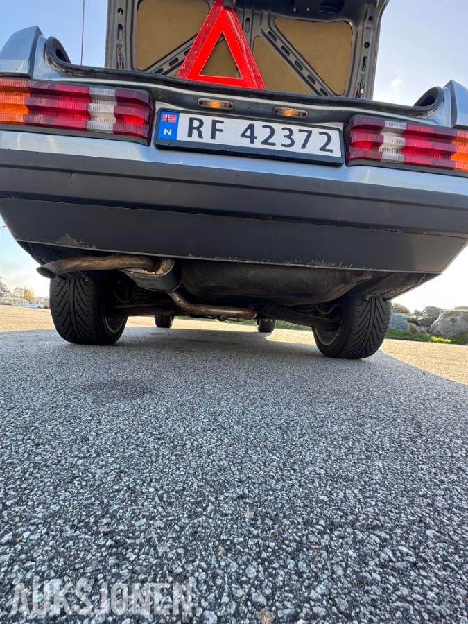 1985 Mercedes-Benz 190E 2.0 automat s+v dekk eu ok til 02.2027