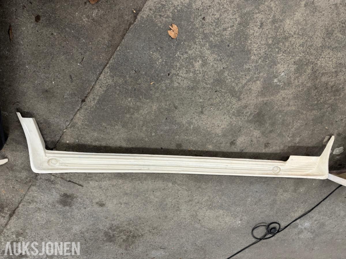 1985 Mercedes-Benz 190E 2.0 automat s+v dekk eu ok til 02.2027