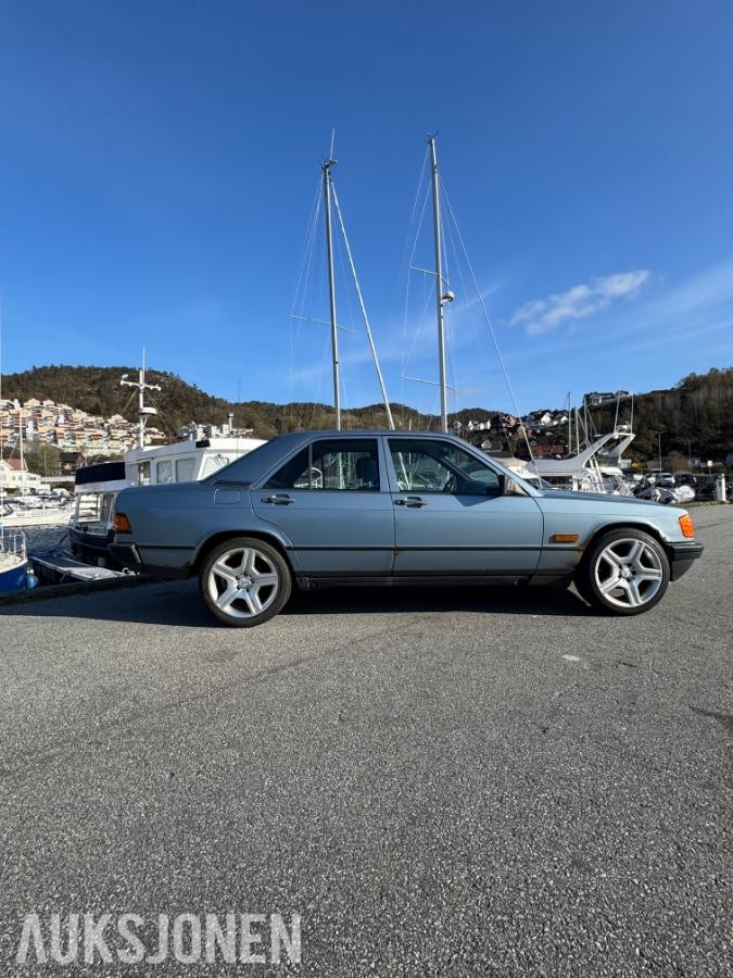 1985 Mercedes-Benz 190E 2.0 automat s+v dekk eu ok til 02.2027