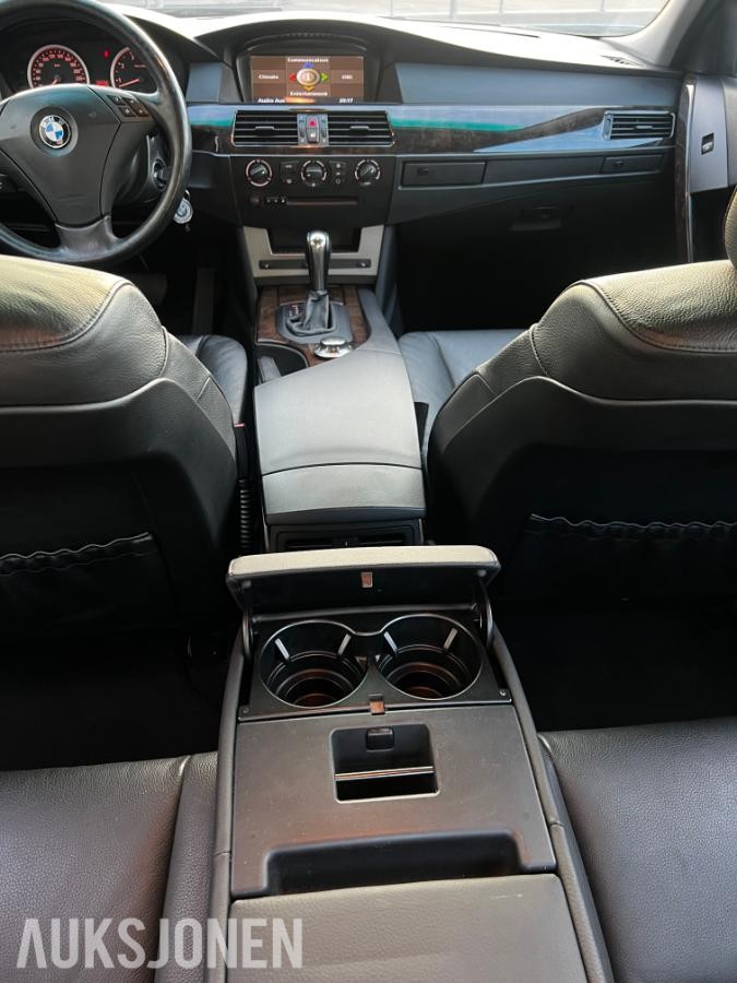 2004 BMW 5-serie 520i 2.2 170hk Skinnseter Xenon Navigasjon