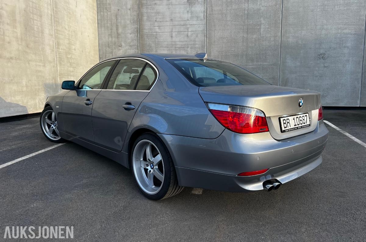 2004 BMW 5-serie 520i 2.2 170hk Skinnseter Xenon Navigasjon