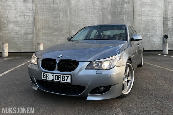 2004 BMW 5-serie 520i 2.2 170hk Skinnseter Xenon Navigasjon