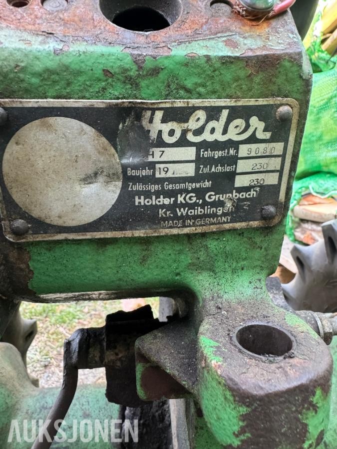 Holder H7 tohjulstraktor med redskap