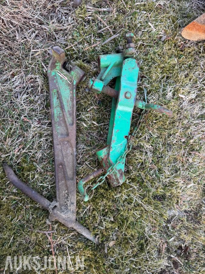 Holder H7 tohjulstraktor med redskap