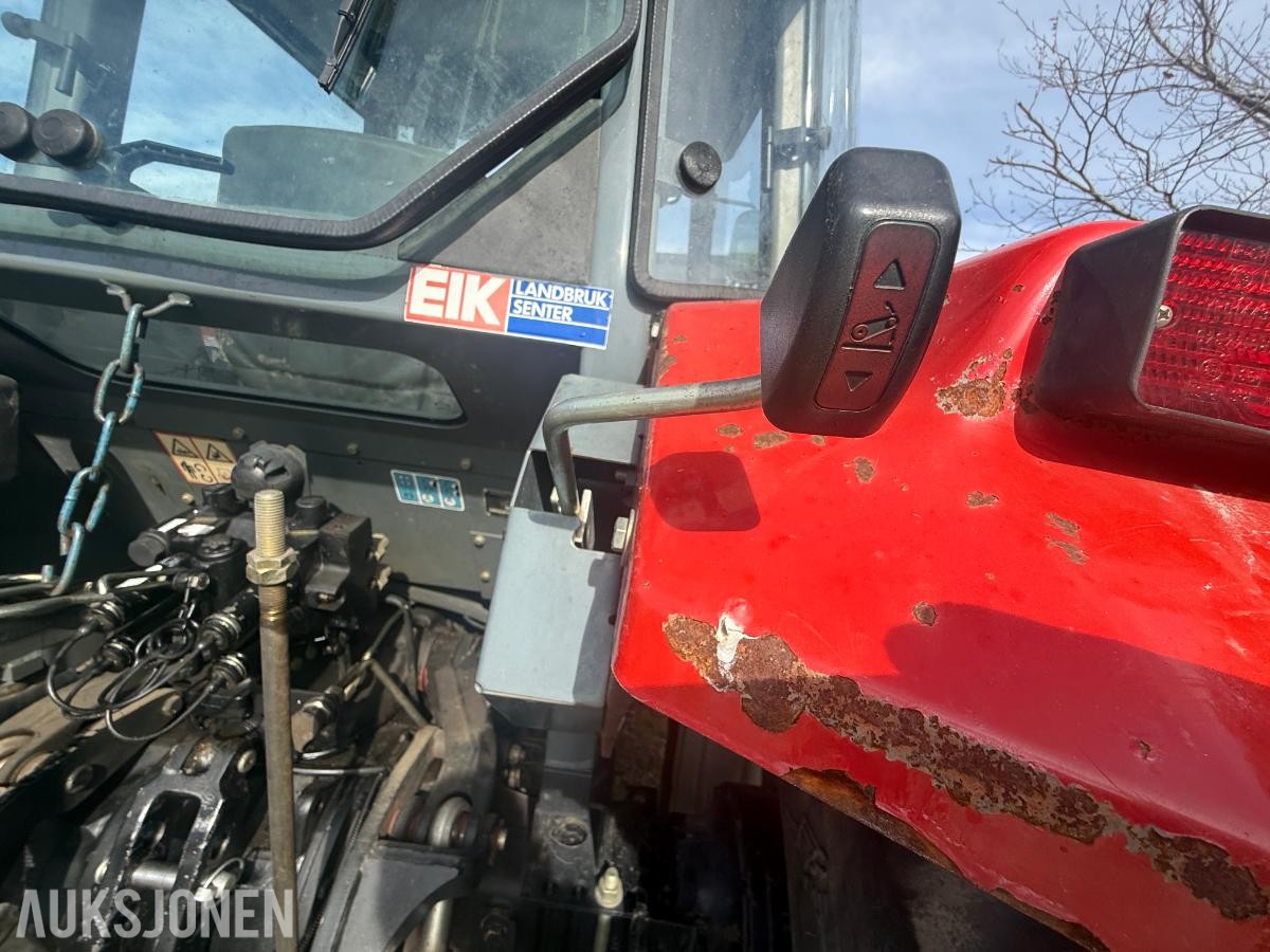 1997 Massey Ferguson 4255