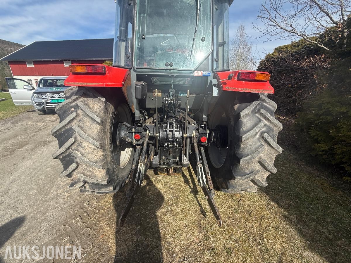1997 Massey Ferguson 4255