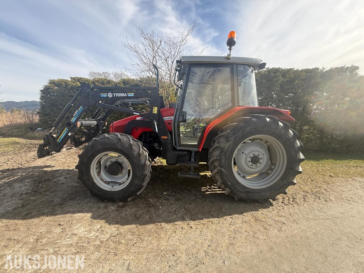 1997 Massey Ferguson 4255