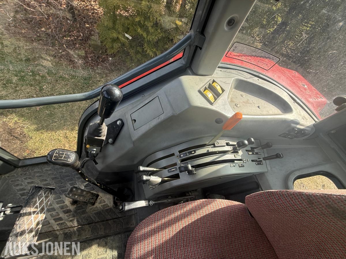 1997 Massey Ferguson 4255