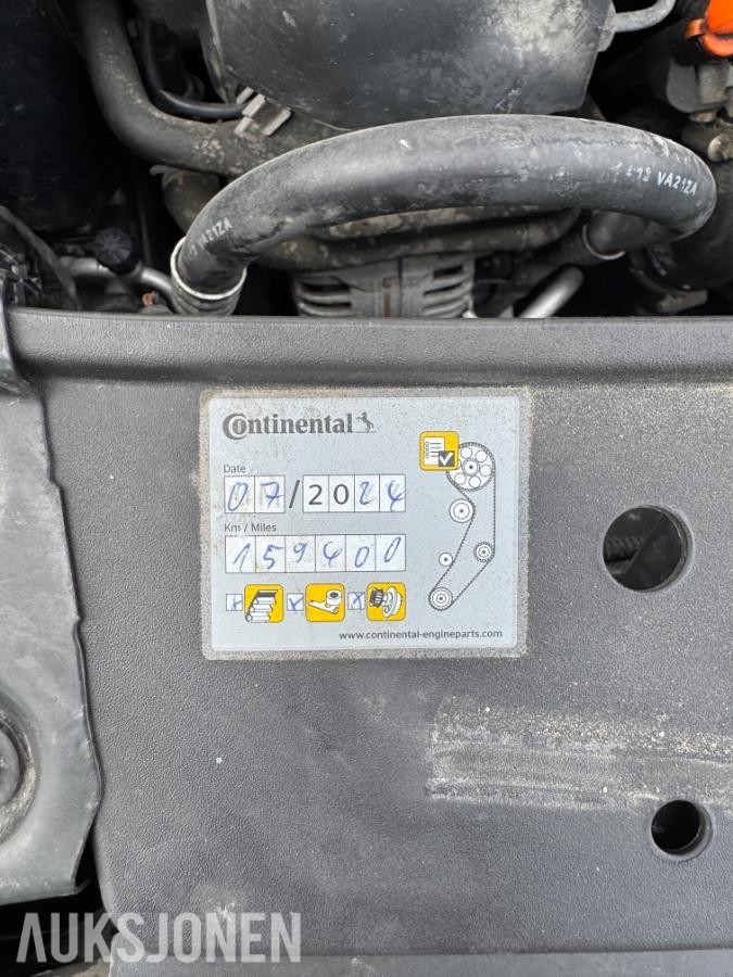 2014 Volkswagen Touran, 2.0L - 140hk, 179761km - Rep objekt