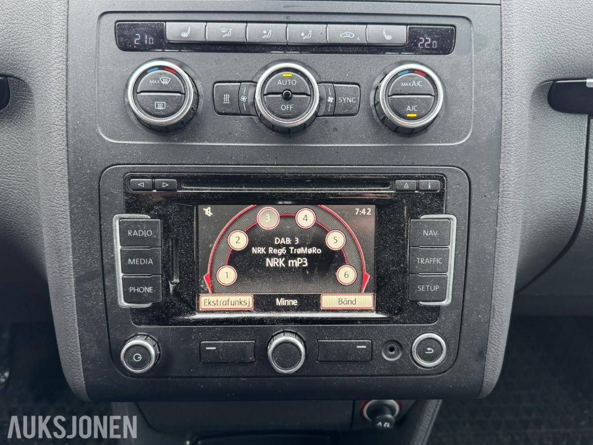 2014 Volkswagen Touran, 2.0L - 140hk, 179761km - Rep objekt