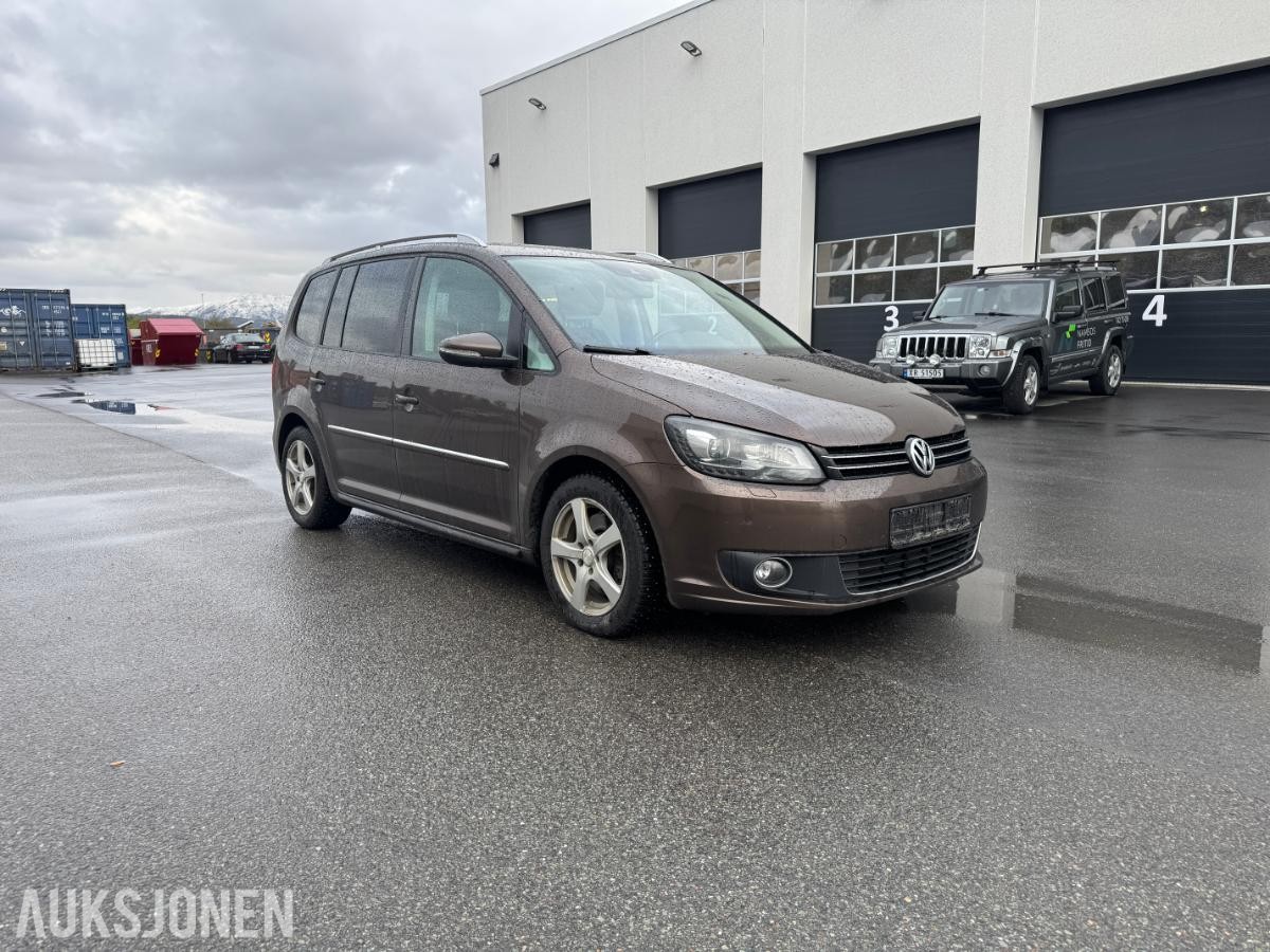 2014 Volkswagen Touran, 2.0L - 140hk, 179761km - Rep objekt