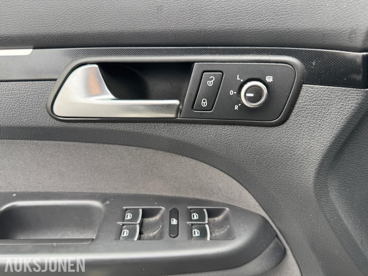 2014 Volkswagen Touran, 2.0L - 140hk, 179761km - Rep objekt