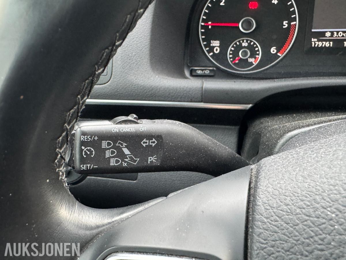 2014 Volkswagen Touran, 2.0L - 140hk, 179761km - Rep objekt