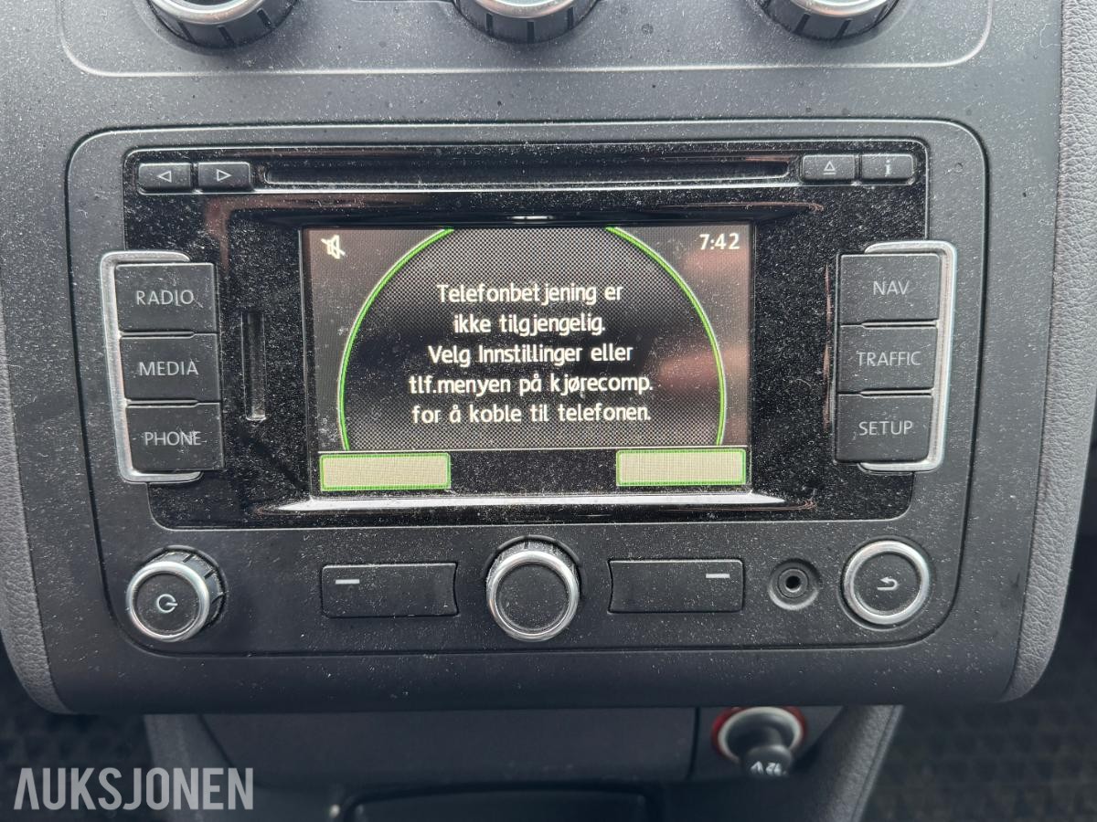 2014 Volkswagen Touran, 2.0L - 140hk, 179761km - Rep objekt