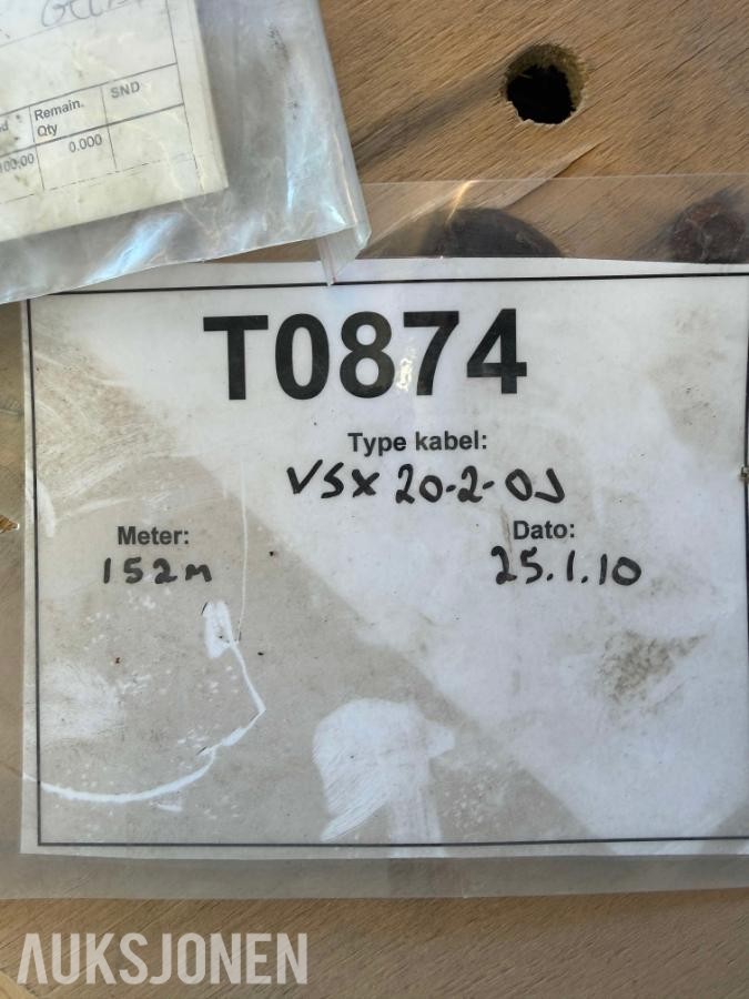 2700+ meter selvregulerende varmekabler / industrikabler på tromler